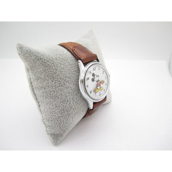 Vtg Women Mickey Mouse Lorus Quartz WR Analog 29mm Watch (G720) "New Battery" - Picture 5 of 8